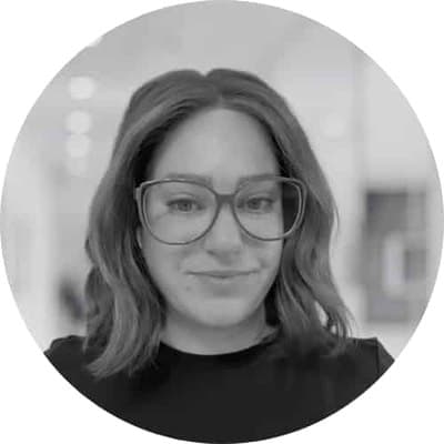 Esther, Project Manager at Zoom Casa